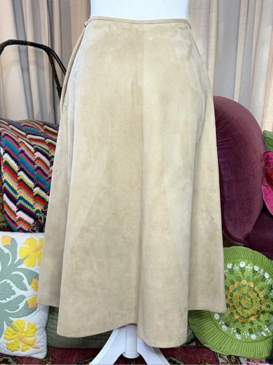 70s Bonnie Cashin Camel Suede A-Line Skirt - Picture 3 of 9